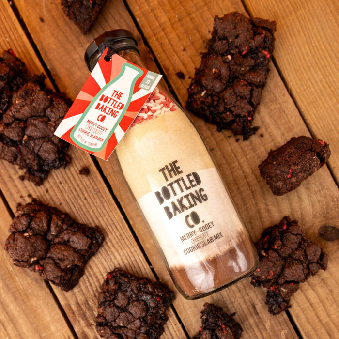 Merry Gooey Chocolate Cookie Slab Mix + FREE Personalised Apron