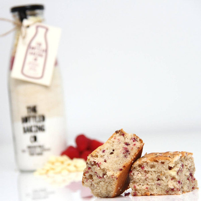 Irresistible White Chocolate &amp; Raspberry Tray Bake Mix + FREE Personalised Apron