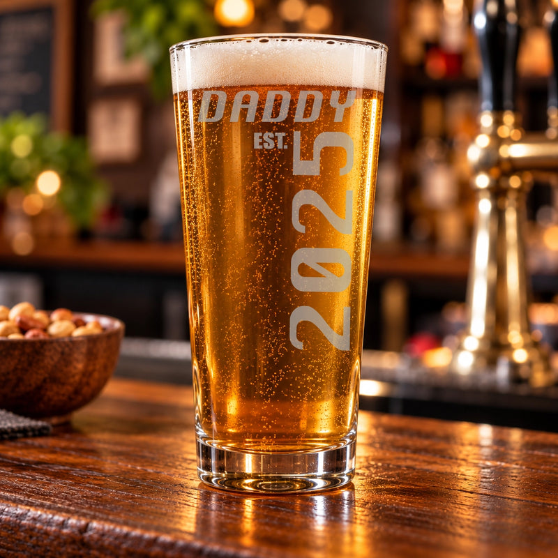 Personalised Daddy EST. Year Pint Glass – Engraved Beer Glass