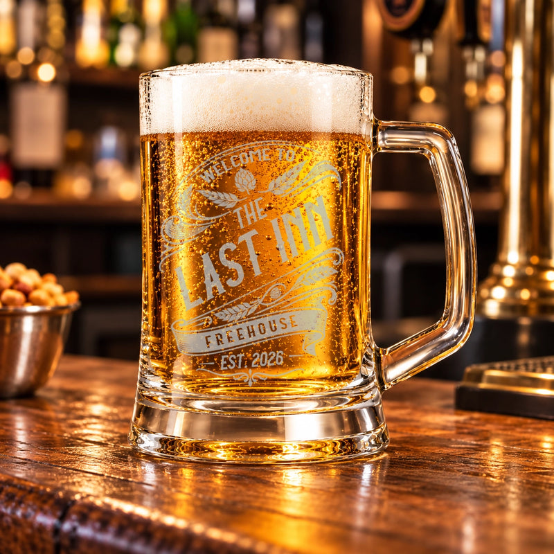 Personalised Glass Beer Tankard – Engraved Vintage Pub Design