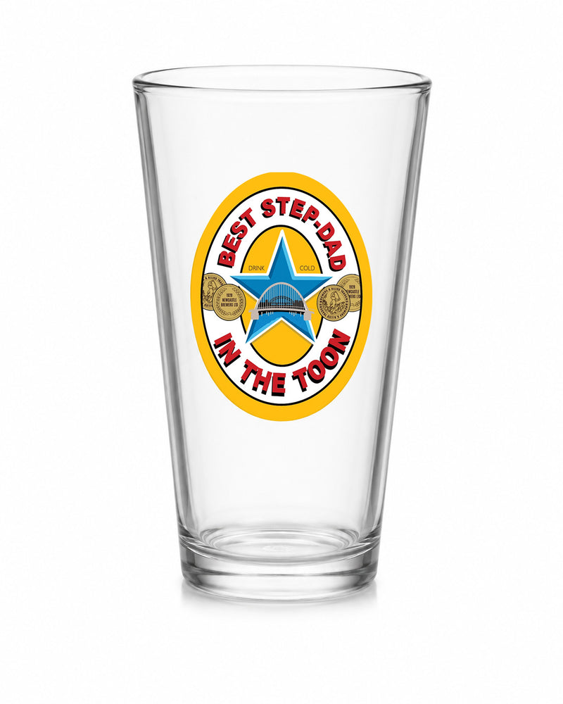 Best Stepdad in the Toon Conical Pint Glass with UV printed Toon-inspired football badge design